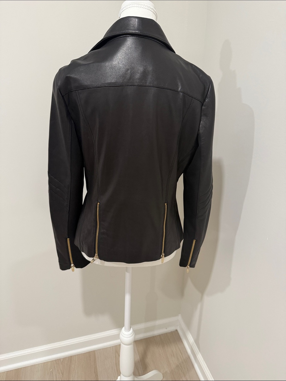 Via Spiga Black Leather Asymmetric Zip Moto Jacket with Gold Hardware Size M - Picture 2 of 7